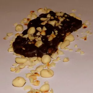 Peanut clusters in Bhopal
