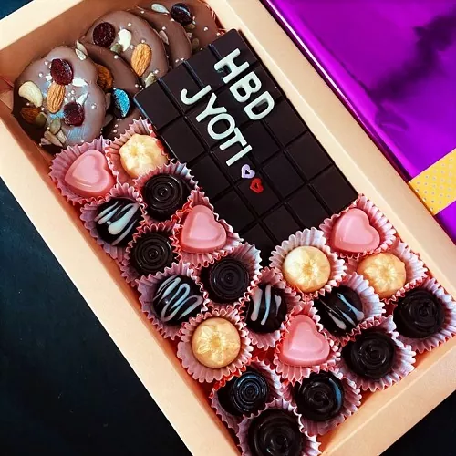 Custom Message Chocolate Gift Box - Image 4